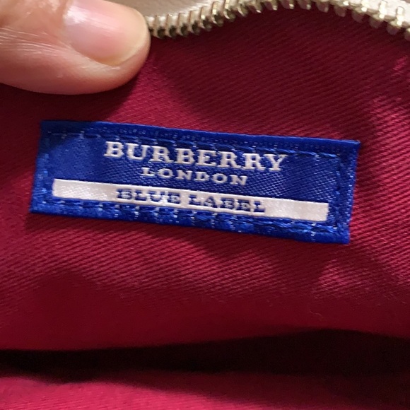 Burberry Bag - Picture 9 of 10